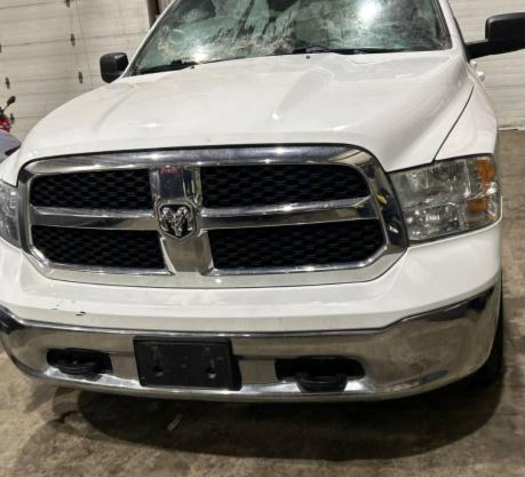 2021 RAM 1500 Classic CLASSIC CREW SLT 4x4 5.7L Photo