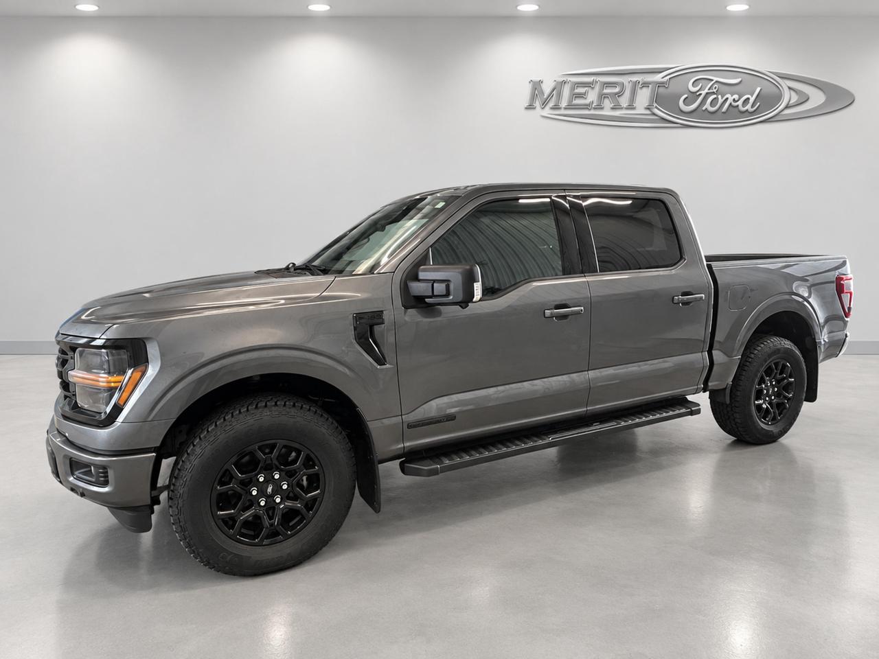 2026 Ford F-150 XLT Photo4