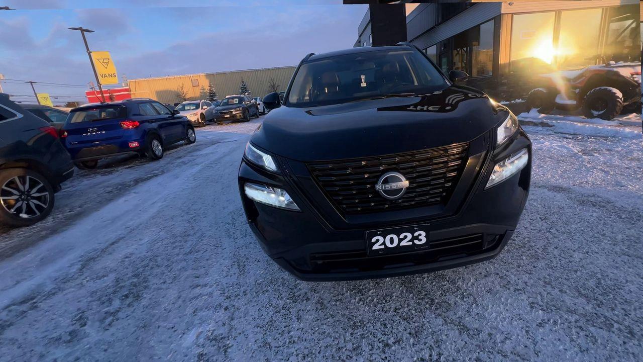 2023 Nissan Rogue SV Midnight Edition AWD, MOONROOF, HEATED LEATHER SEATS, SIRIUS XM, CRUISE CONTROL, POWER LIFTGATE, BACK UP CAM!! Photo