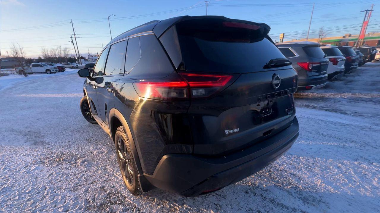 2023 Nissan Rogue SV Midnight Edition AWD, MOONROOF, HEATED LEATHER SEATS, SIRIUS XM, CRUISE CONTROL, POWER LIFTGATE, BACK UP CAM!! Photo