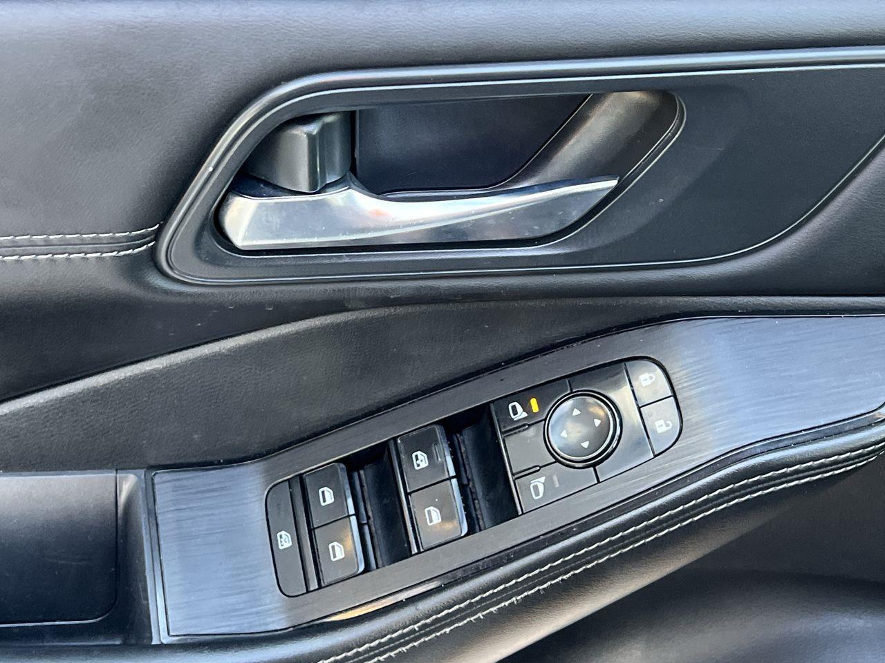 2023 Nissan Rogue SV Midnight Edition AWD, MOONROOF, HEATED LEATHER SEATS, SIRIUS XM, CRUISE CONTROL, POWER LIFTGATE, BACK UP CAM!! Photo