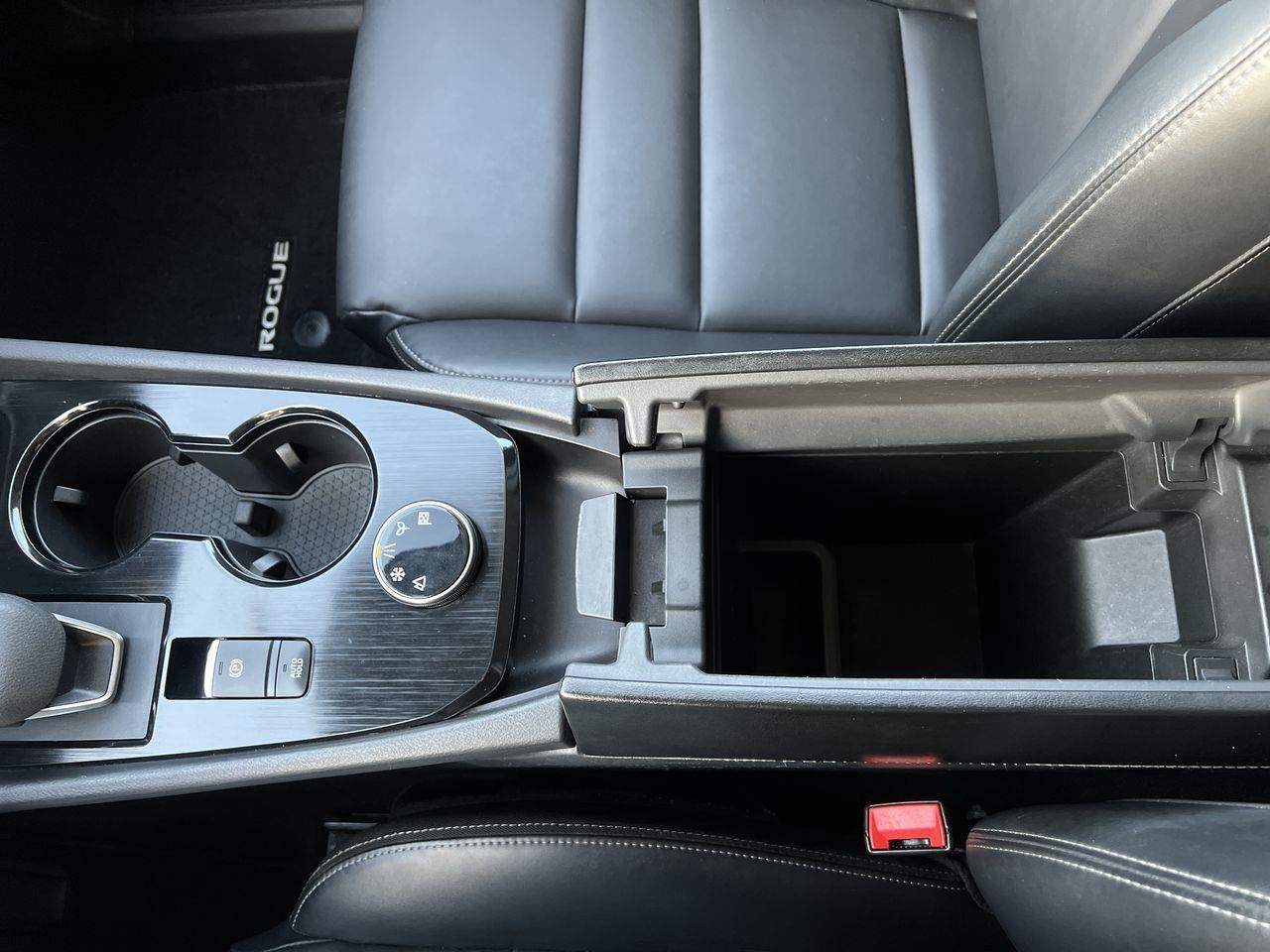 2023 Nissan Rogue SV Midnight Edition AWD, MOONROOF, HEATED LEATHER SEATS, SIRIUS XM, CRUISE CONTROL, POWER LIFTGATE, BACK UP CAM!! Photo