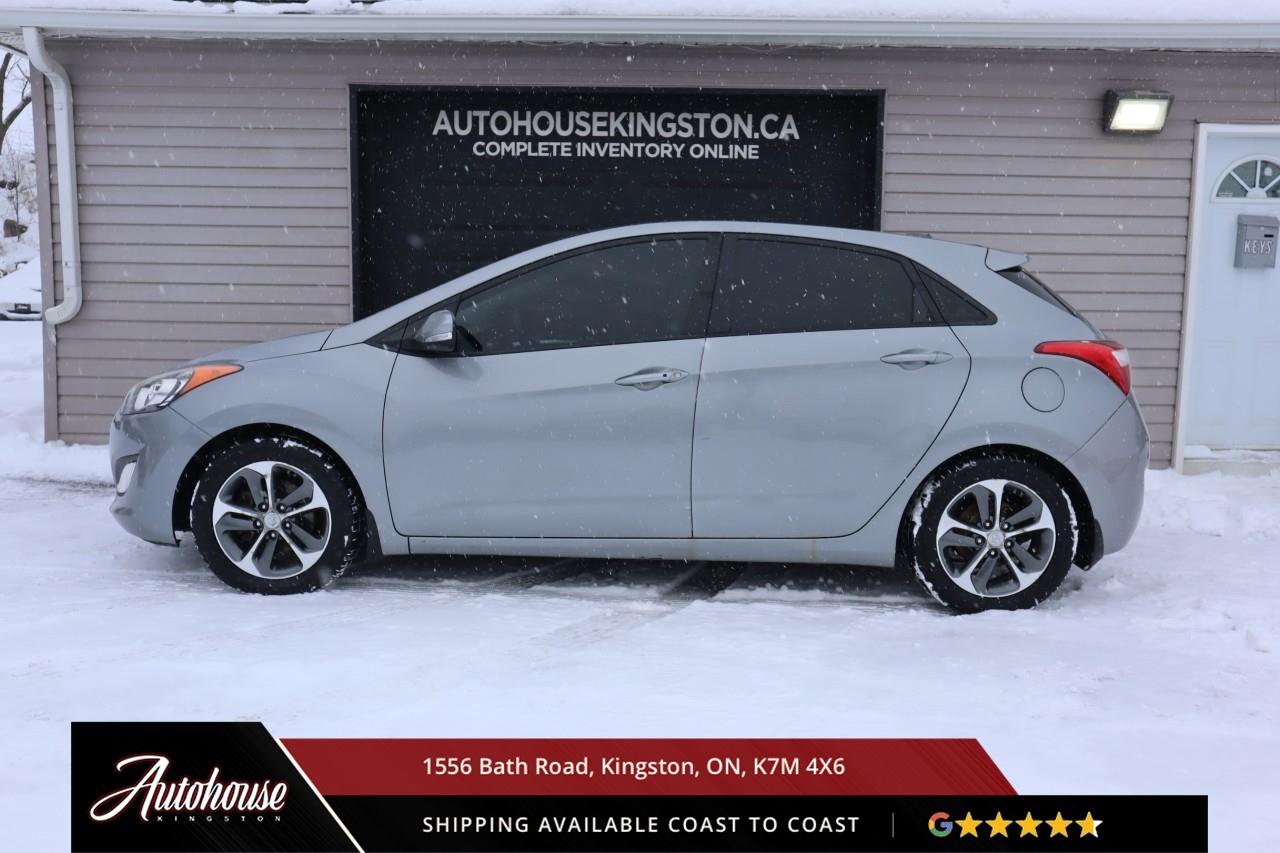 2016 Hyundai Elantra GT GLS MANUAL - PANORAMIC SUNROOF Photo