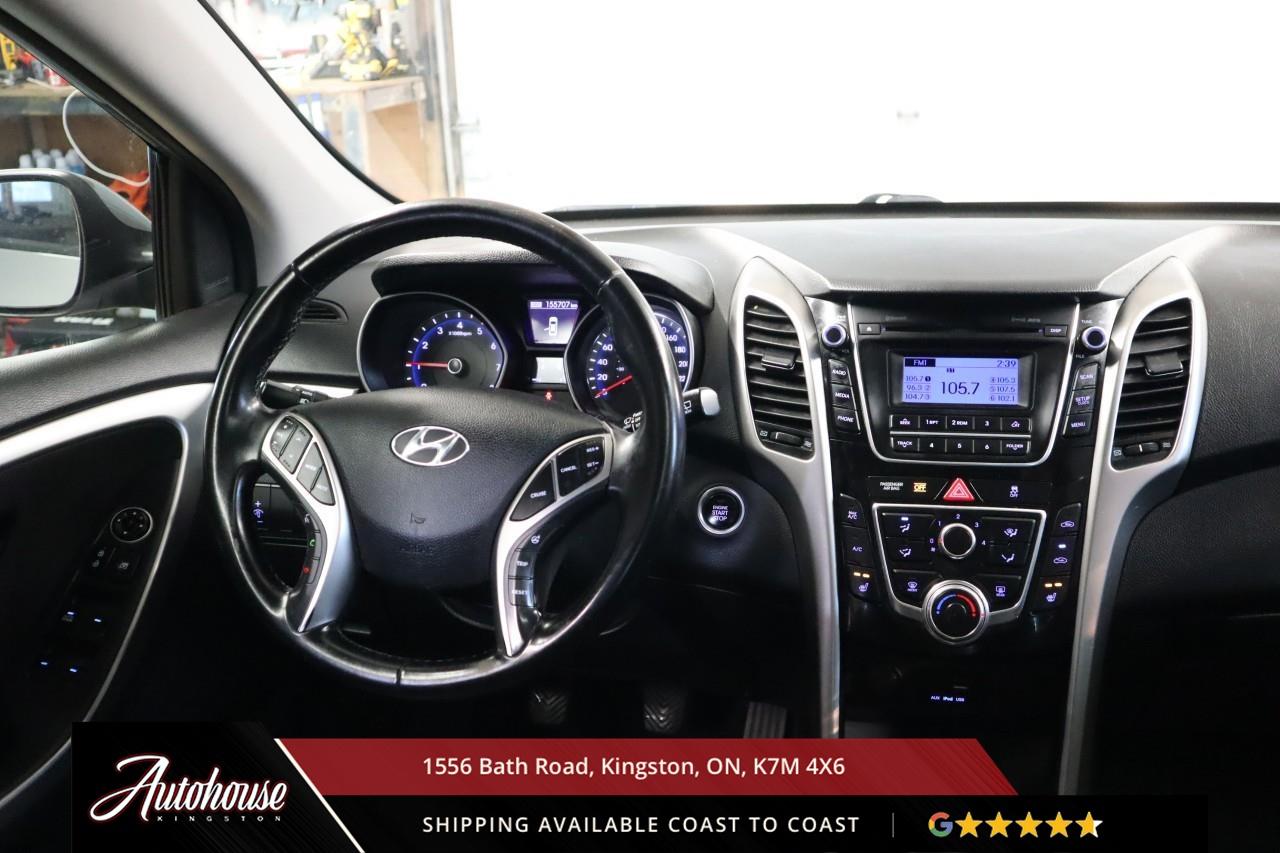 2016 Hyundai Elantra GT GLS MANUAL - PANORAMIC SUNROOF Photo