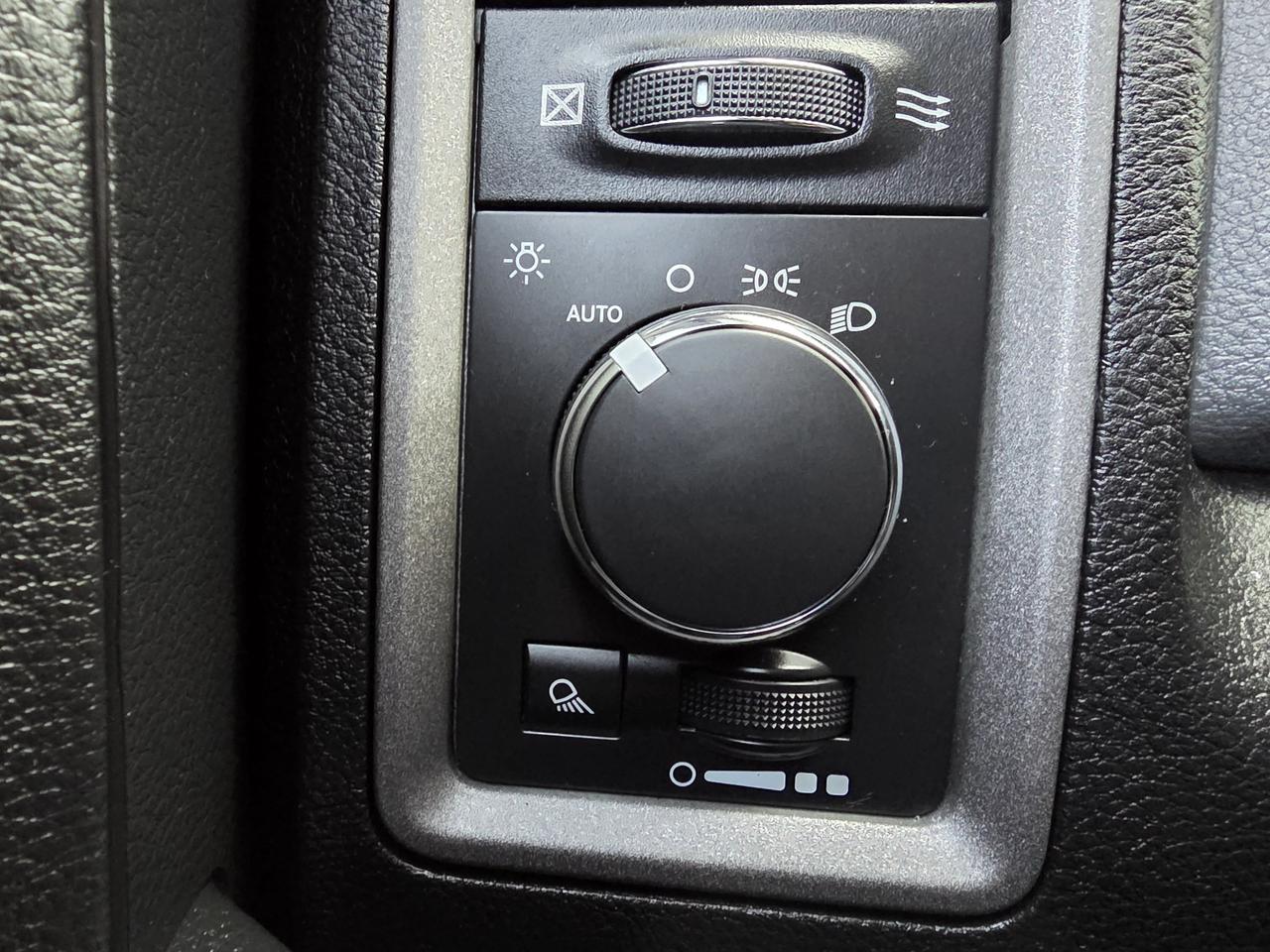 2015 RAM 1500 Diesel Crew Tradesman 4x4 Photo