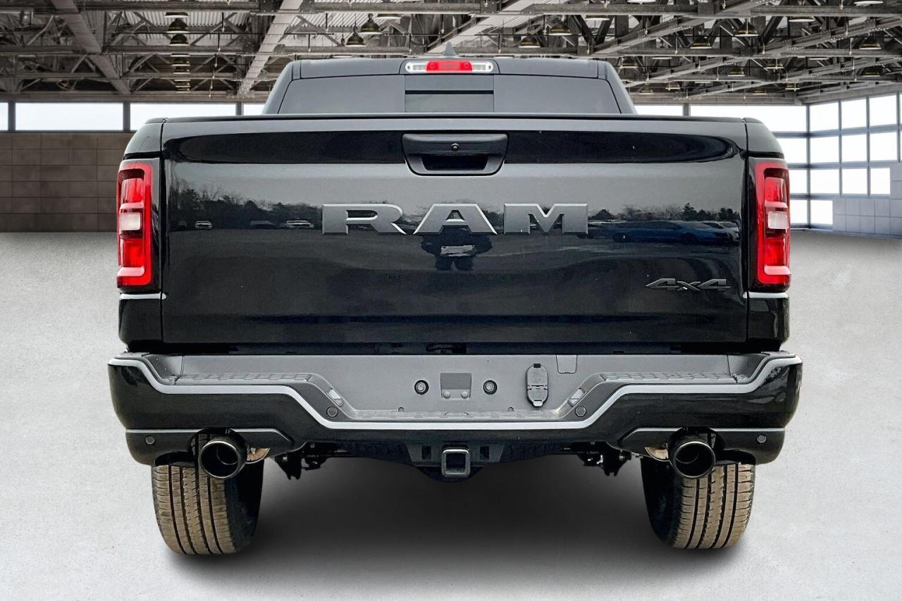 2026 RAM 1500 EXPRESS | Blackout | 3.0L Hurricane | Crew | 4X4 Photo3