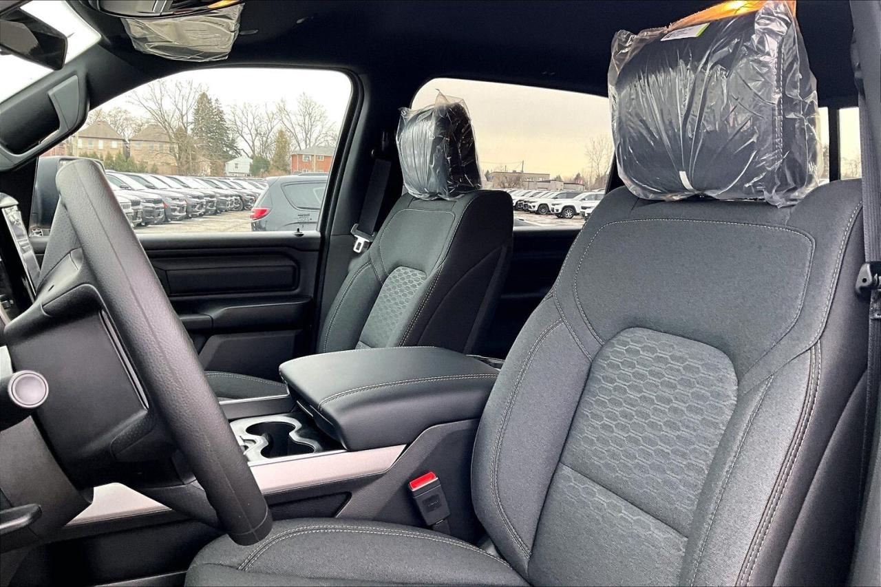 2026 RAM 1500 EXPRESS | Blackout | 3.0L Hurricane | Crew | 4X4 Photo