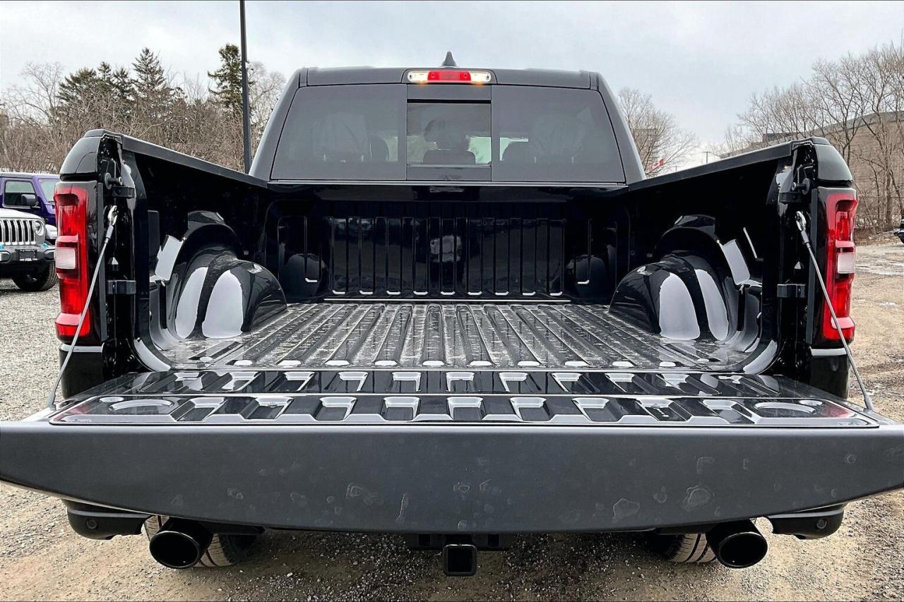 2026 RAM 1500 EXPRESS | Blackout | 3.0L Hurricane | Crew | 4X4 Photo