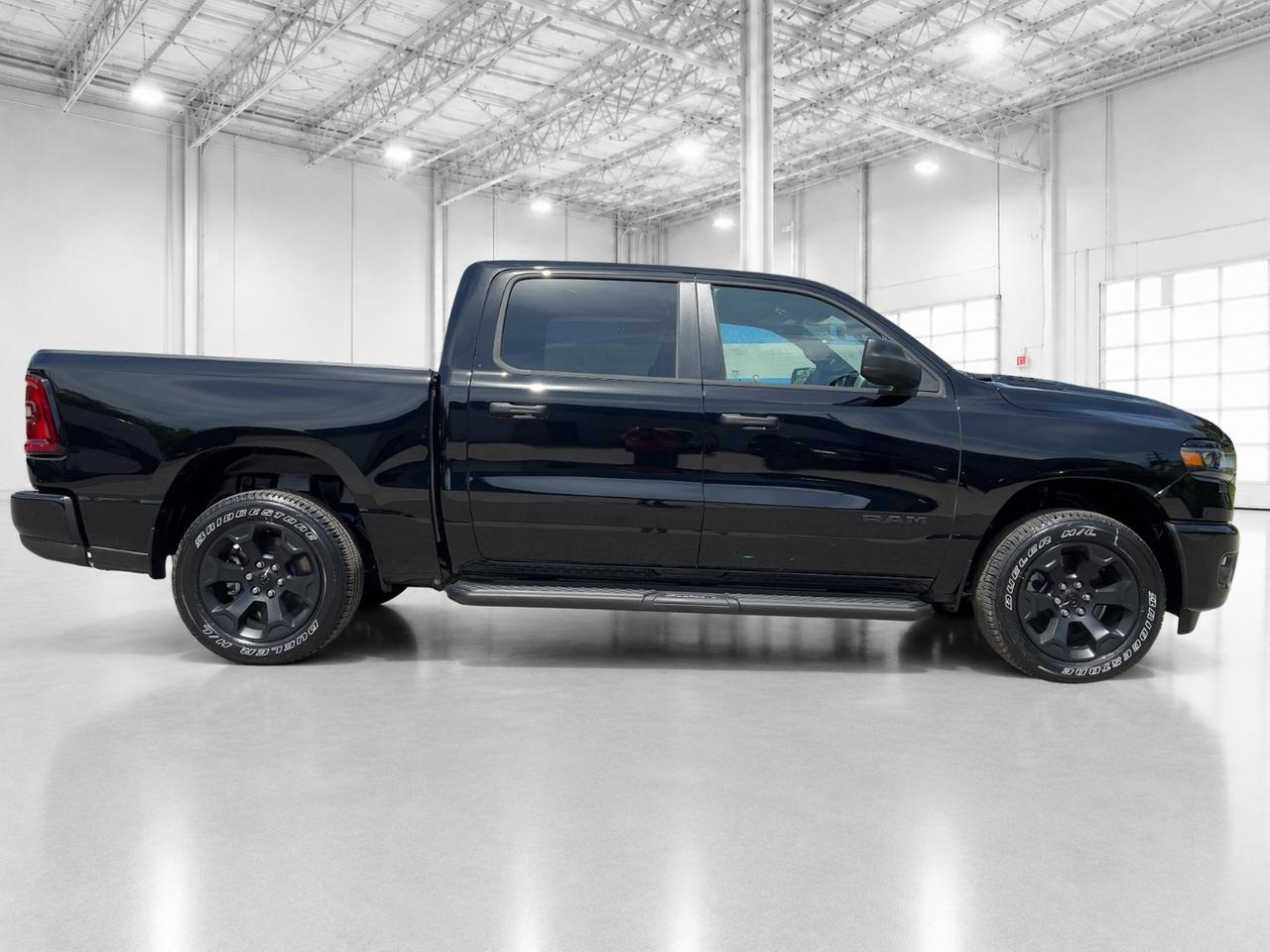 2026 RAM 1500 Custom EXPRESS | Leather Heated Seats | 20" Rims Photo