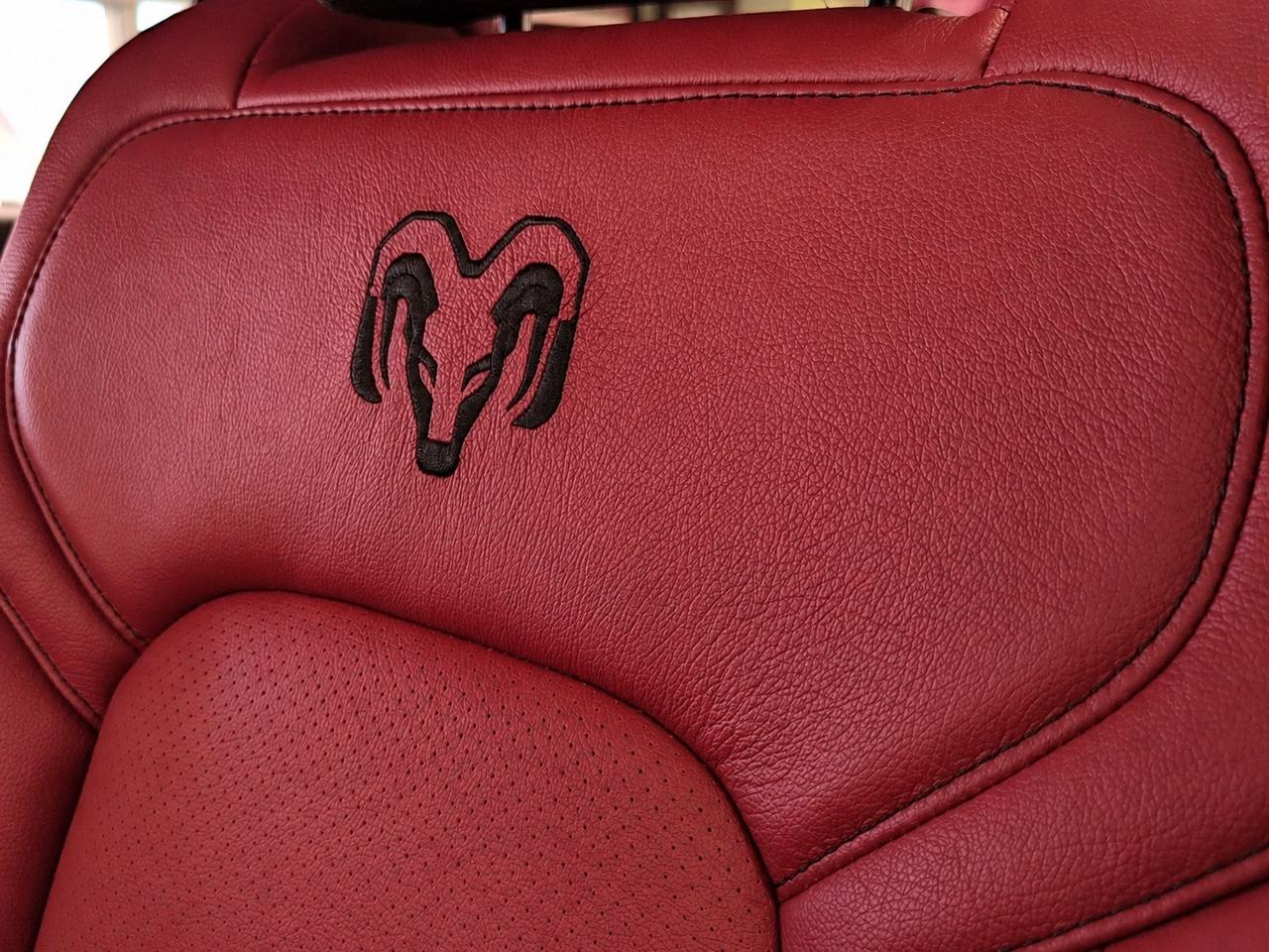 2026 RAM 1500 Custom EXPRESS | Leather Heated Seats | 20" Rims Photo