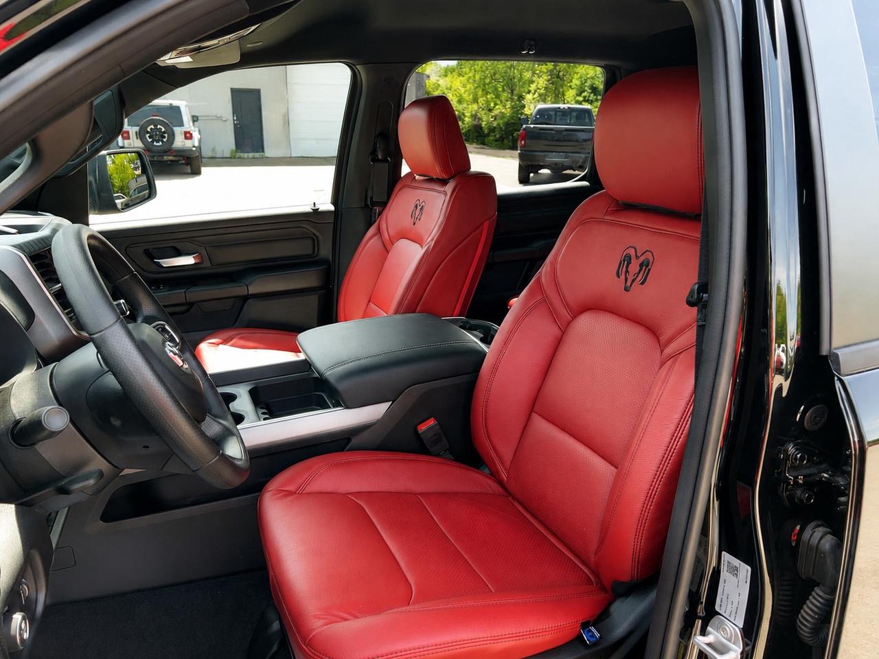 2026 RAM 1500 Custom EXPRESS | Leather Heated Seats | 20" Rims Photo