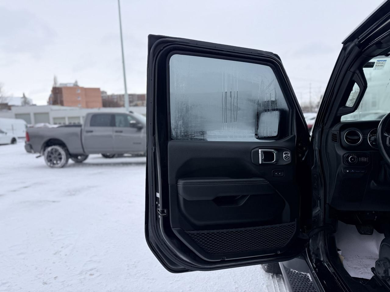 2021 Jeep Wrangler 4xe Unlimited Sahara 4x4 | REMOTE START | HEATED SEATS Photo