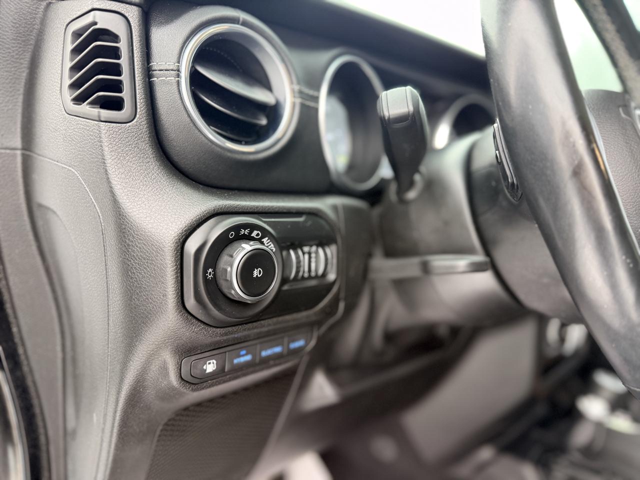 2021 Jeep Wrangler 4xe Unlimited Sahara 4x4 | REMOTE START | HEATED SEATS Photo