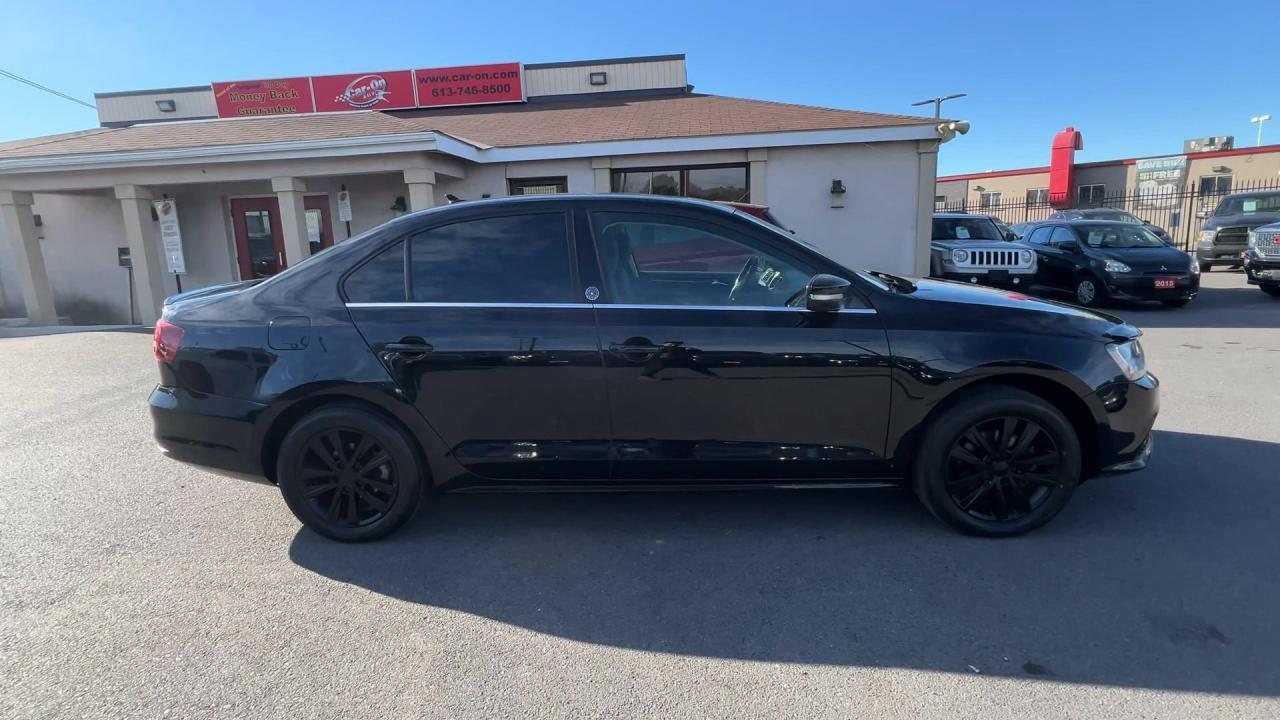 2017 Volkswagen Jetta WOLFSBURG EDITION | 5-SPEED | SUNROOF | CARPLAY Photo