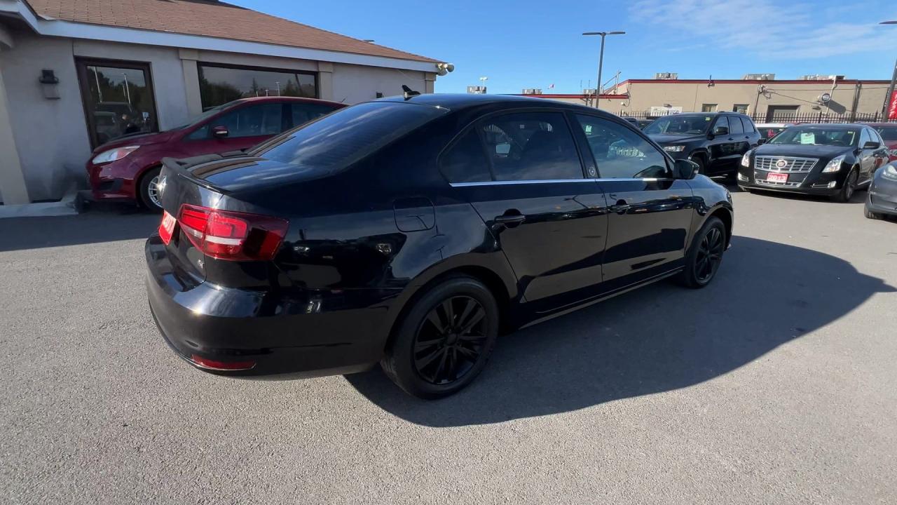 2017 Volkswagen Jetta WOLFSBURG EDITION | 5-SPEED | SUNROOF | CARPLAY Photo