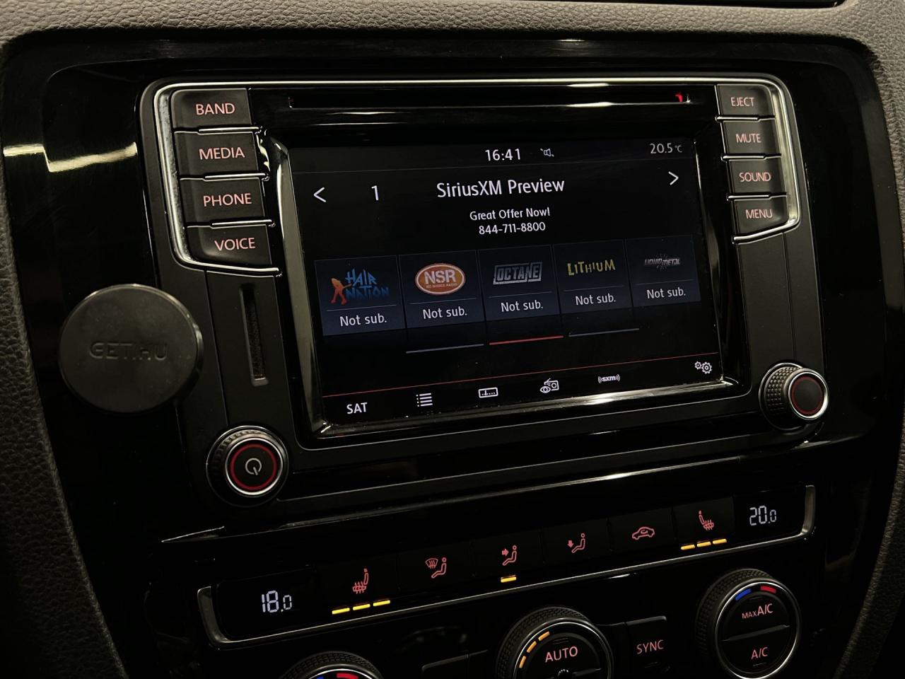 2017 Volkswagen Jetta WOLFSBURG EDITION | 5-SPEED | SUNROOF | CARPLAY Photo