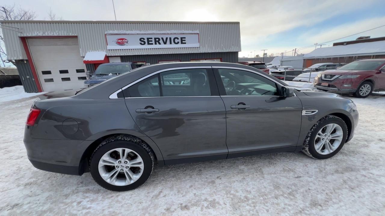 2018 Ford Taurus SEL AWD | CARPLAY | REMOTE START | ALLOYS | NAV Photo
