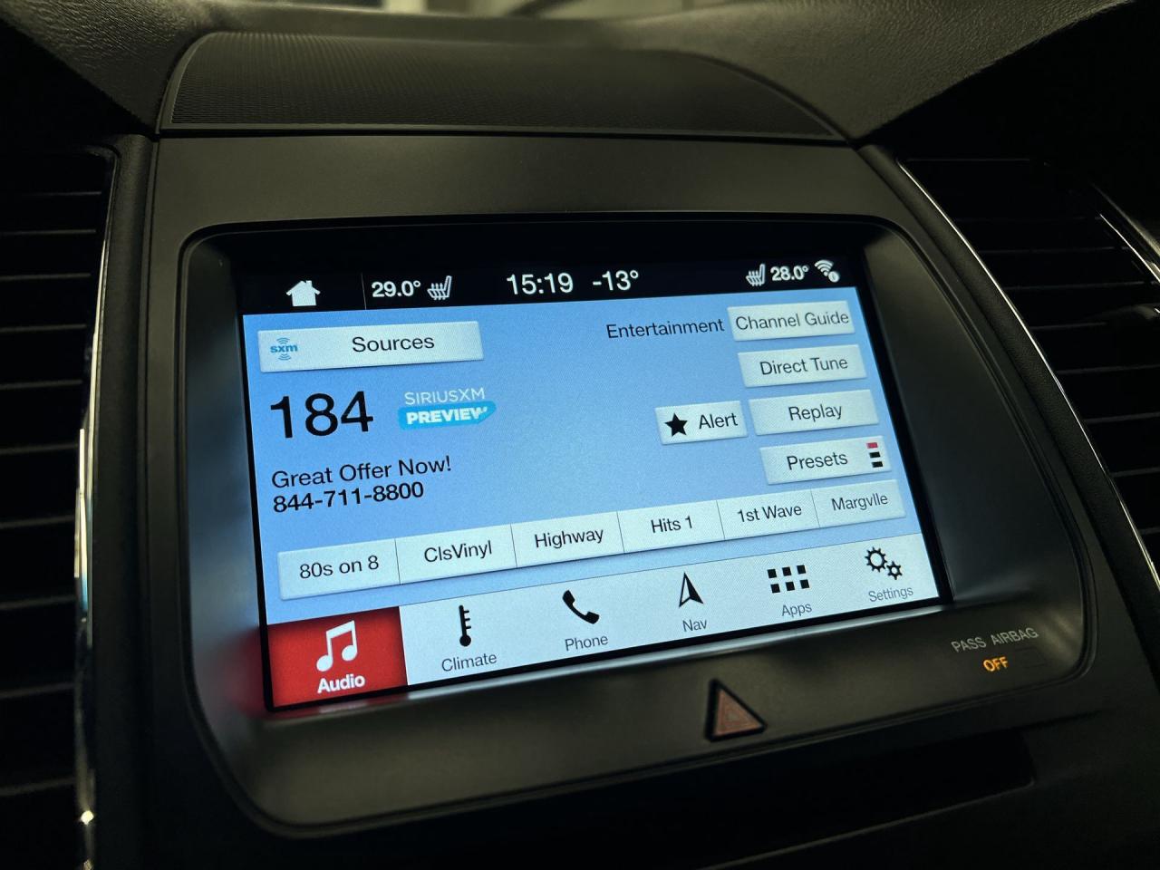 2018 Ford Taurus SEL AWD | CARPLAY | REMOTE START | ALLOYS | NAV Photo