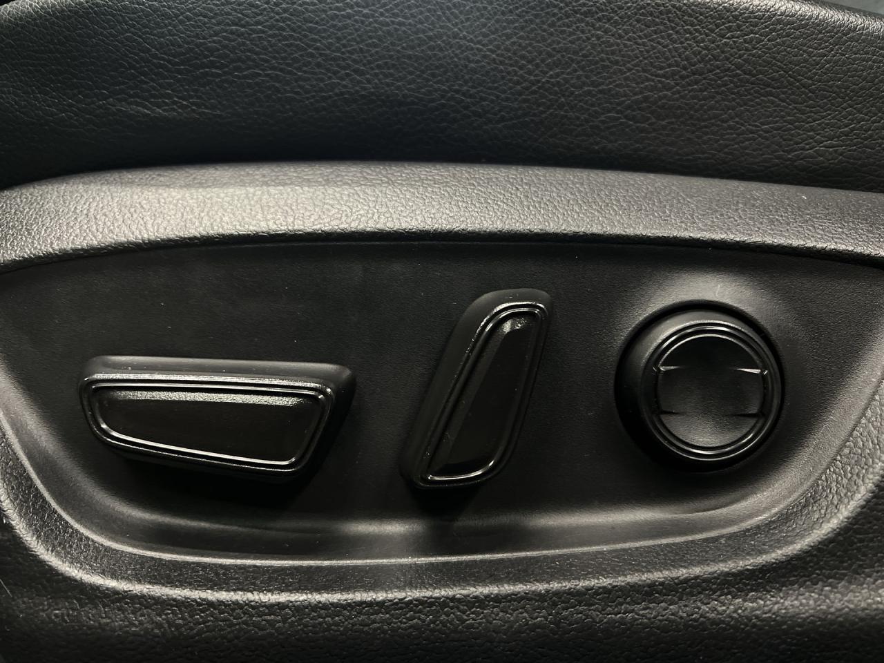 2020 Toyota Camry SE | HTD SEATS | CARPLAY | ADAPT. CRUISE | ALLOYS Photo