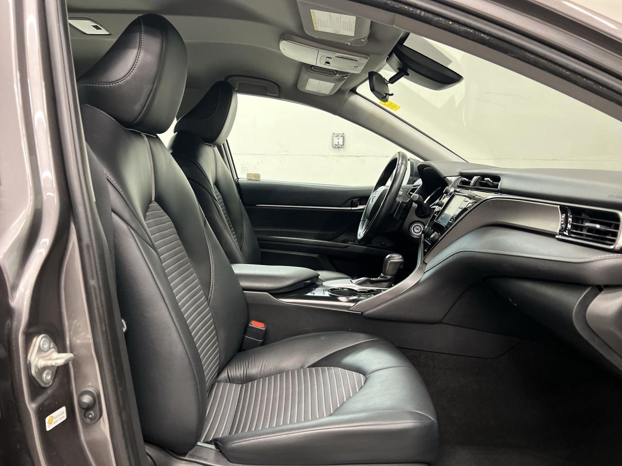 2020 Toyota Camry SE | HTD SEATS | CARPLAY | ADAPT. CRUISE | ALLOYS Photo