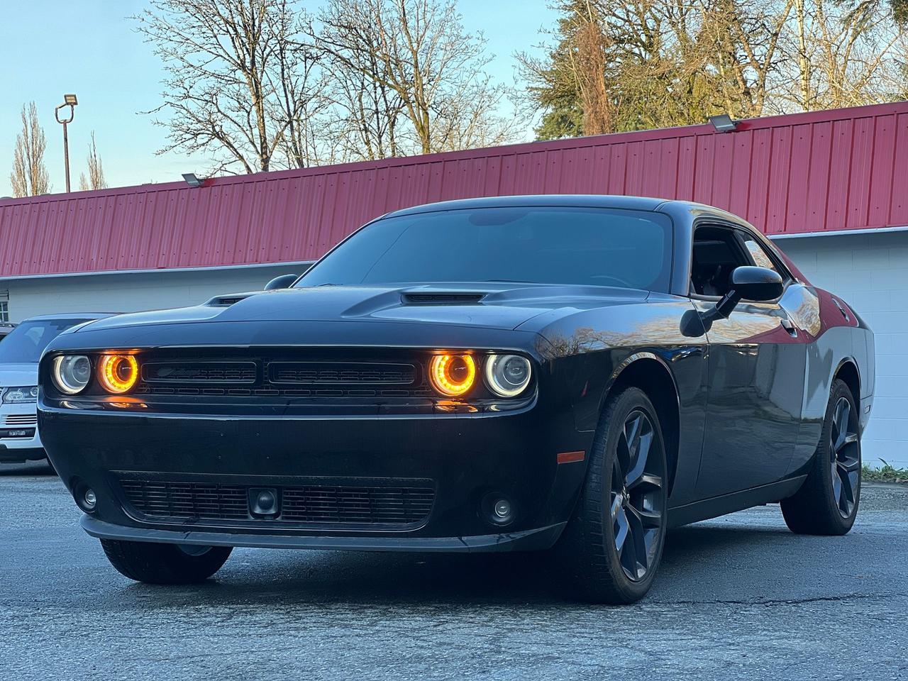 2023 Dodge Challenger SXT Leather/ Ventilated Seats/ Navi/ Low Kms
