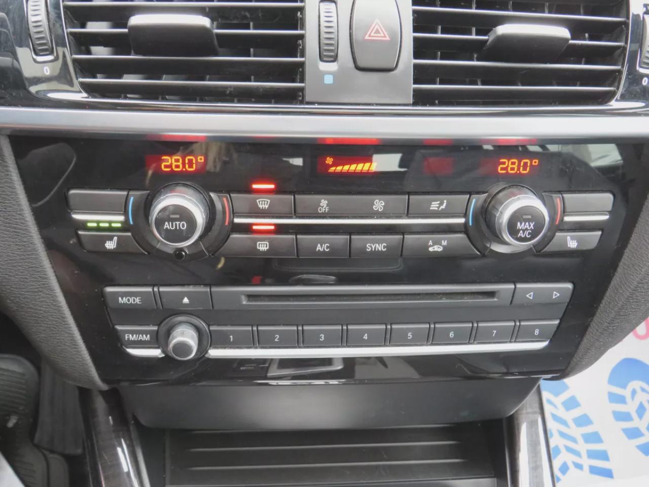 2015 BMW X3 xDrive35i (**SAFETY/CERTIFIED!!**AWD**ALLOY RIMS**FOG LIGHTS**LEATHER**NAVIGATION**HEATED SEATS**PUSH BUTTON START**ELECTRIC PARKING BRAKE**STOP AND GO**DUAL SUNROOF**DUAL CLIMATE CONTROL**POWER SEATS**CD PLAYER**ECO MODE**SPORT MODE**REVERSE PARKING CENS Photo