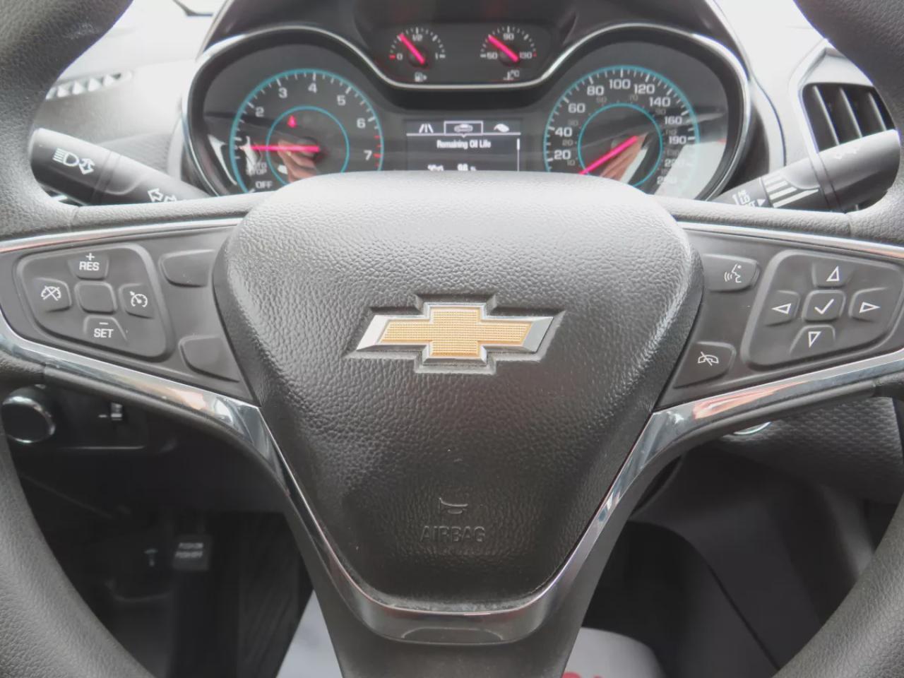 2018 Chevrolet Cruze LT (**SAFETY/CERTIFIED**ALLOY RIMS**POWER SEATS**REMOTE START**DIGITAL TOUCHSCREEN**PUSH BUTTON START**HEATED SEATS**REVERSE CAMERA**CRUISE CONTROL**BLUETOOTH**) Photo