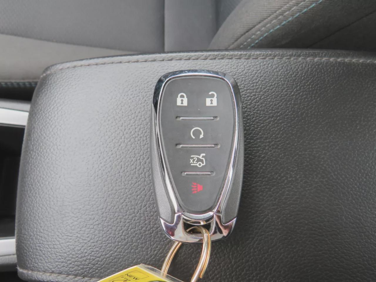 2018 Chevrolet Cruze LT (**SAFETY/CERTIFIED**ALLOY RIMS**POWER SEATS**REMOTE START**DIGITAL TOUCHSCREEN**PUSH BUTTON START**HEATED SEATS**REVERSE CAMERA**CRUISE CONTROL**BLUETOOTH**) Photo