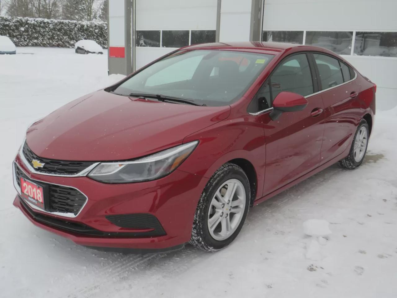 2018 Chevrolet Cruze LT (**SAFETY/CERTIFIED**ALLOY RIMS**POWER SEATS**REMOTE START**DIGITAL TOUCHSCREEN**PUSH BUTTON START**HEATED SEATS**REVERSE CAMERA**CRUISE CONTROL**BLUETOOTH**) Photo