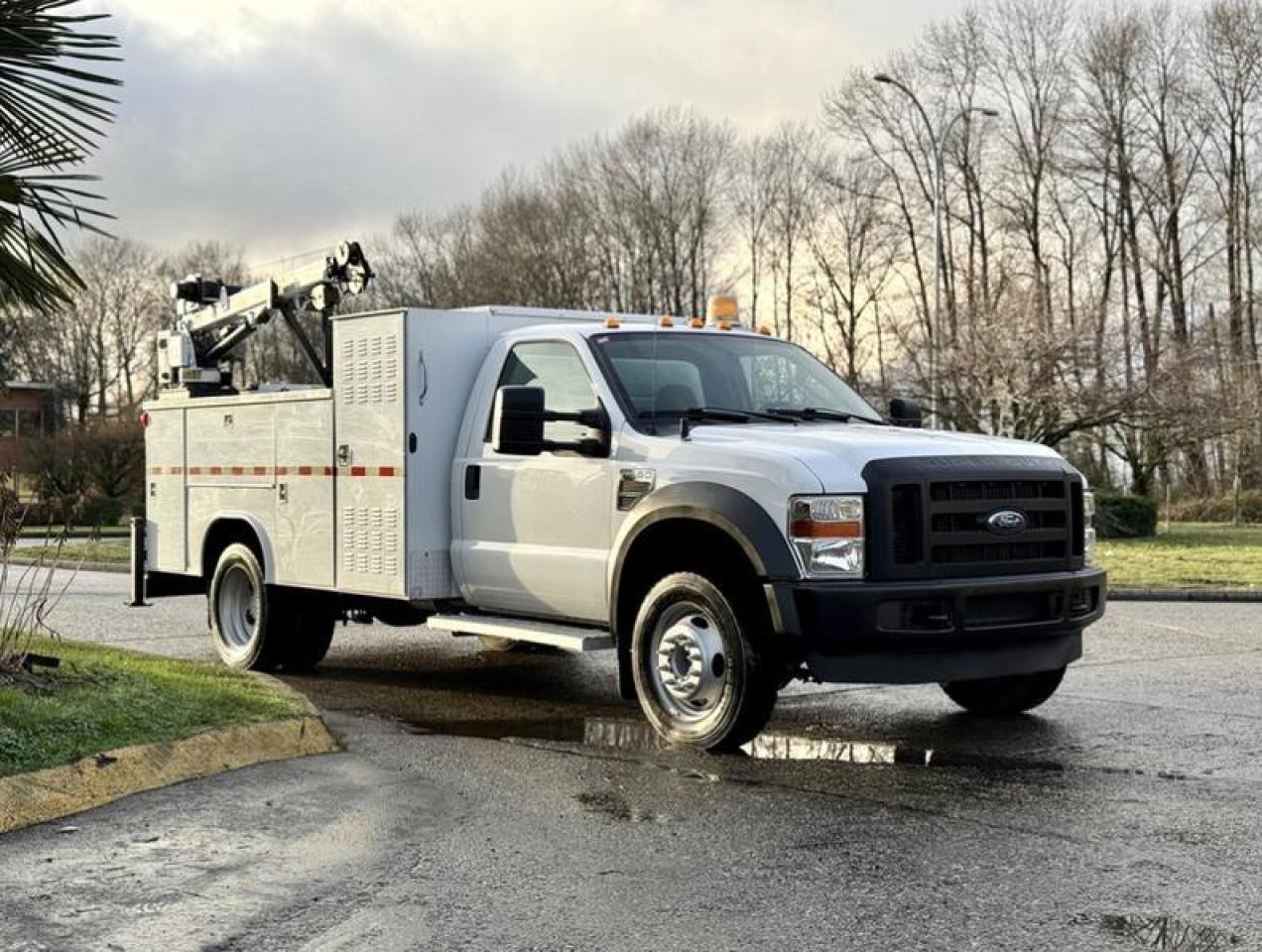 Used 2010 Ford F-550 XL Super Duty Diesel Service Truck with IMT Crane for sale in Burnaby, BC