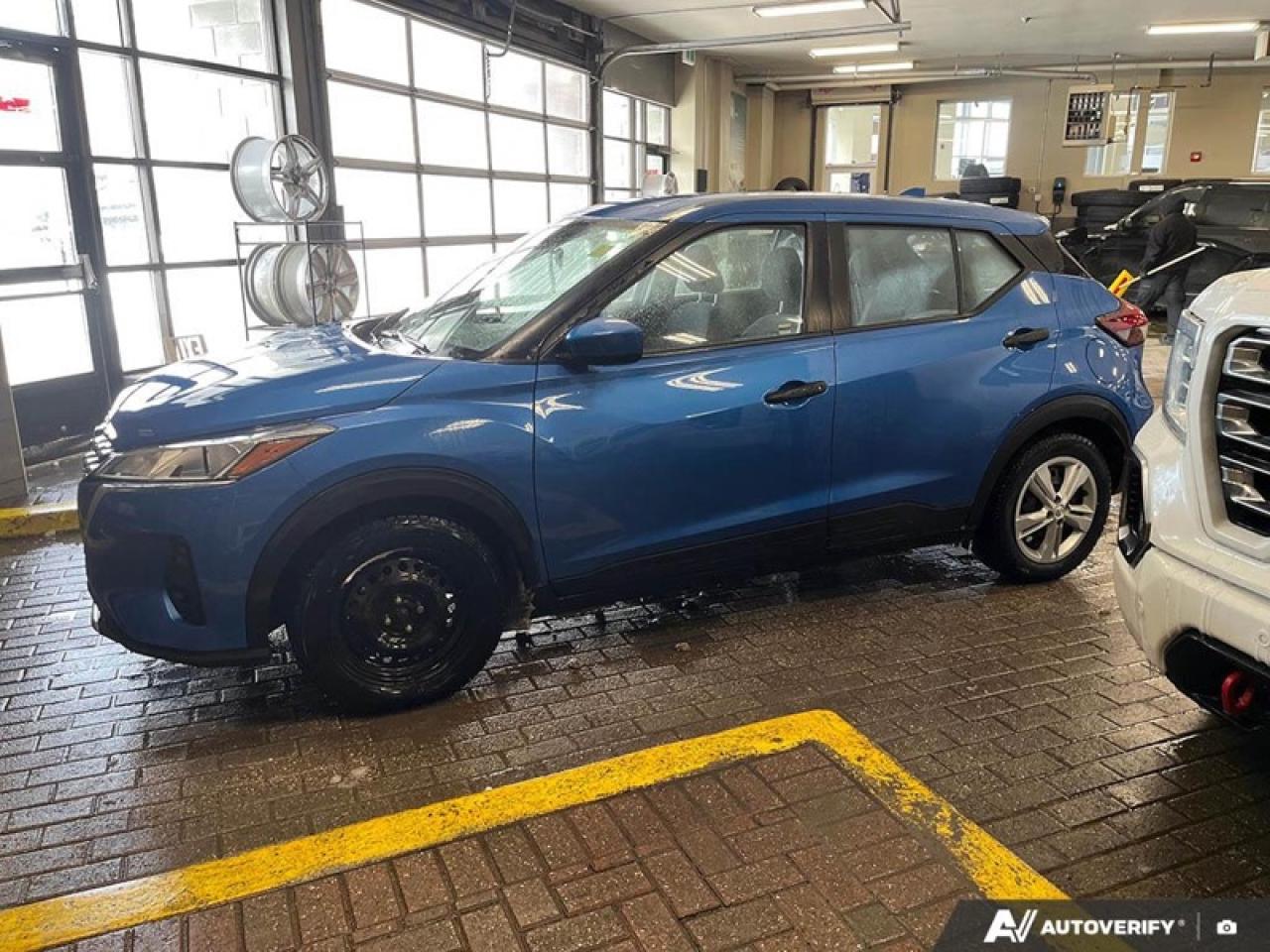 2022 Nissan Kicks S  KICKS S, CARPLAY, REAR CAMERA, PUSH TO START Photo4