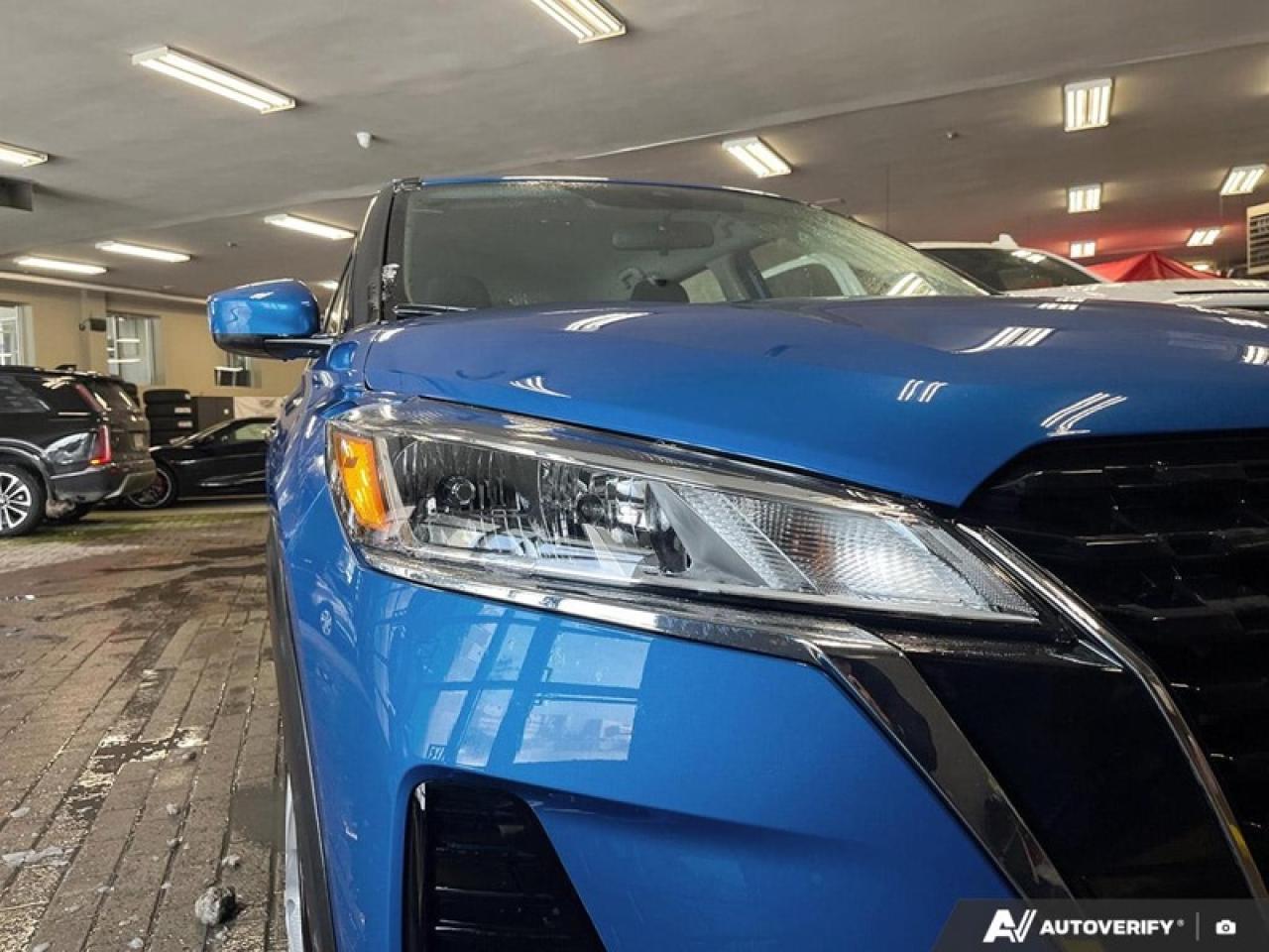 2022 Nissan Kicks S  KICKS S, CARPLAY, REAR CAMERA, PUSH TO START Photo