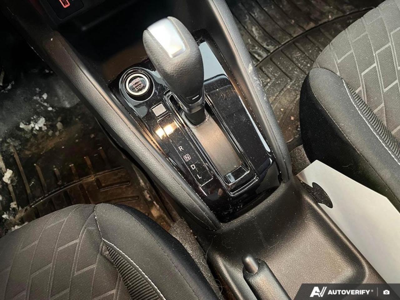 2022 Nissan Kicks S  KICKS S, CARPLAY, REAR CAMERA, PUSH TO START Photo