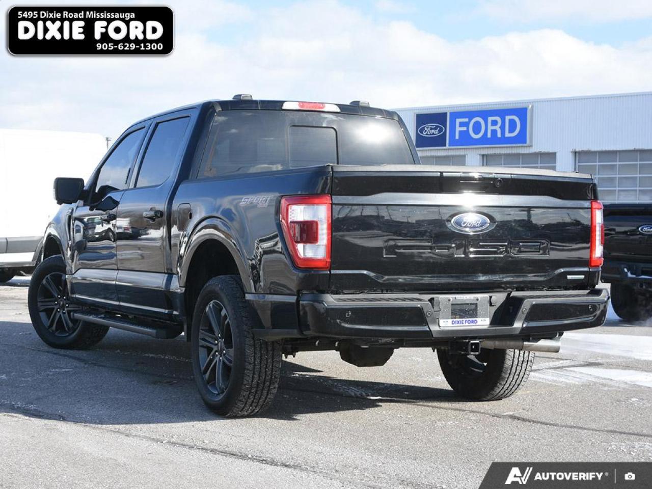 2023 Ford F-150 Lariat Photo3
