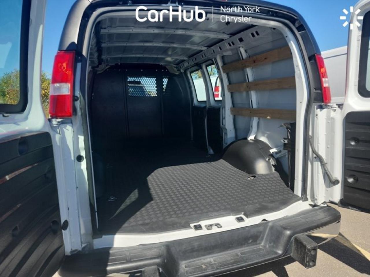 2024 Chevrolet Express Cargo Van RWD 2500 135" Photo