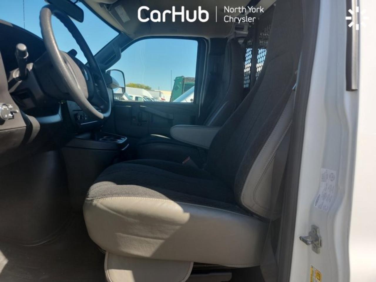 2024 Chevrolet Express Cargo Van RWD 2500 135" Photo