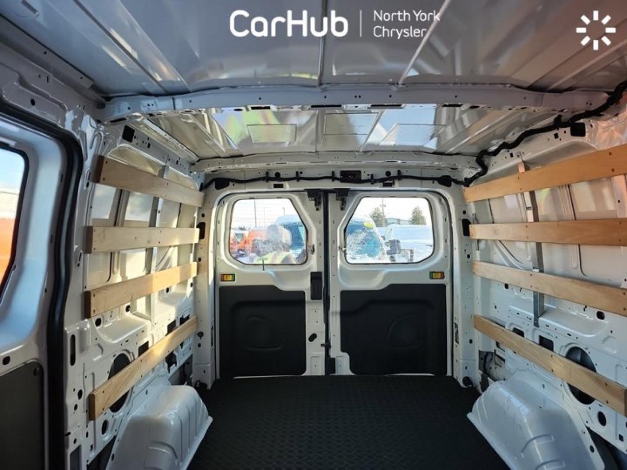 2024 Ford Transit Cargo Van T-250 130" Low Rf 9070 GVWR AWD Photo4