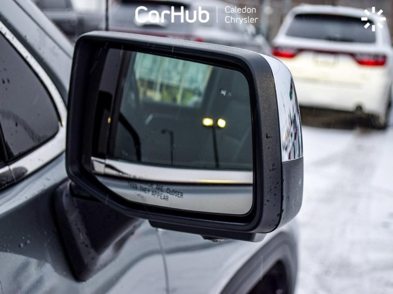 2023 GMC Sierra 1500 Denali 4WD Crew Cab 147" 5.3L Leather Multi Pro TailGate 13.4"Display Photo