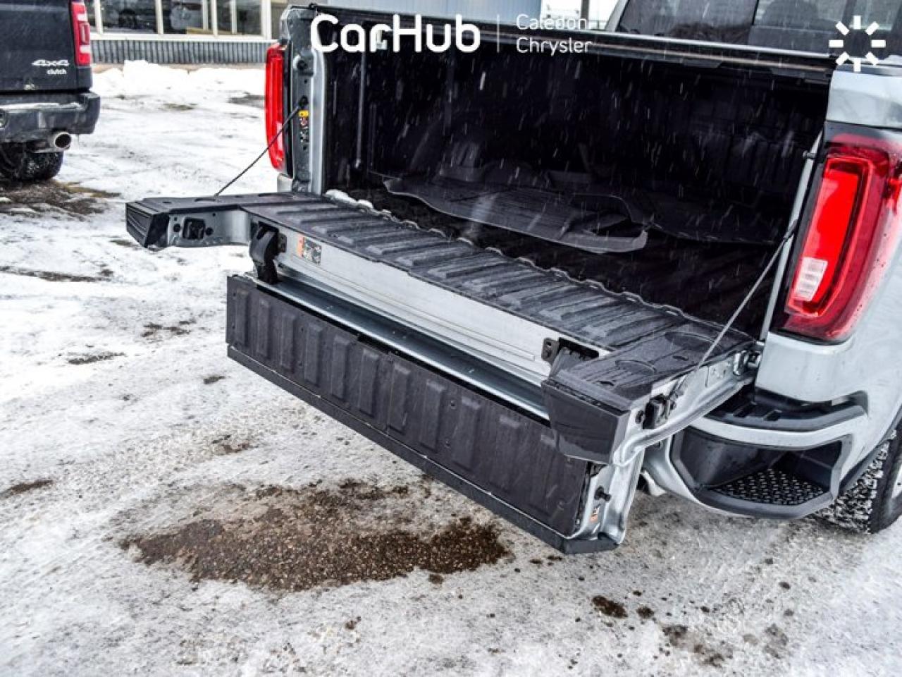 2023 GMC Sierra 1500 Denali 4WD Crew Cab 147" 5.3L Leather Multi Pro TailGate 13.4"Display Photo