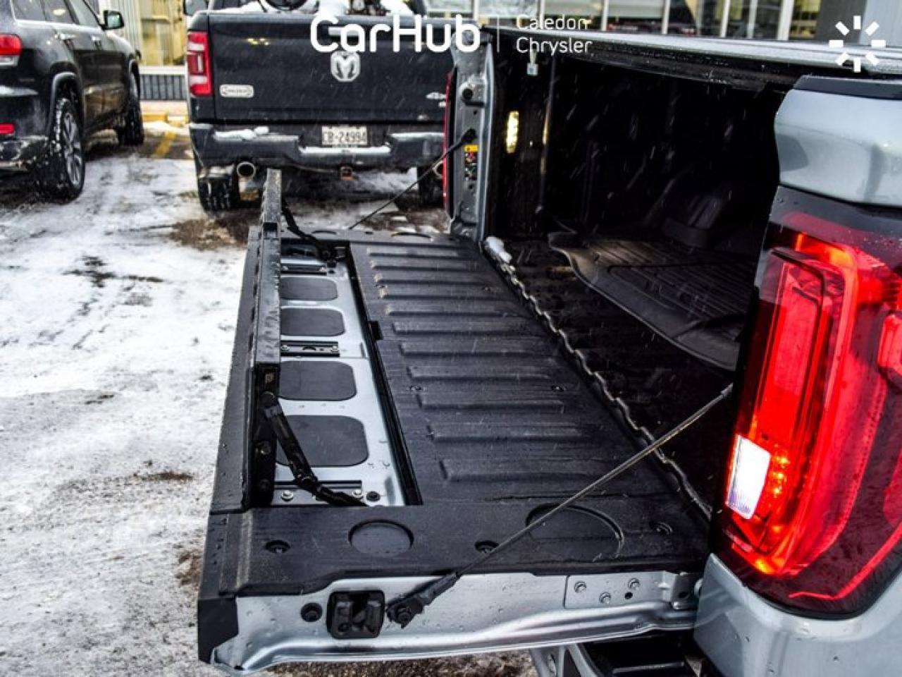 2023 GMC Sierra 1500 Denali 4WD Crew Cab 147" 5.3L Leather Multi Pro TailGate 13.4"Display Photo