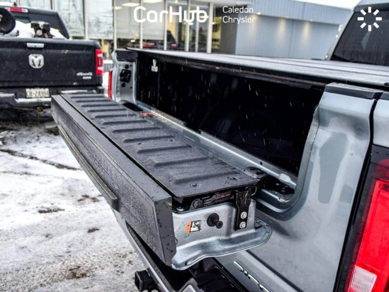 2023 GMC Sierra 1500 Denali 4WD Crew Cab 147" 5.3L Leather Multi Pro TailGate 13.4"Display Photo