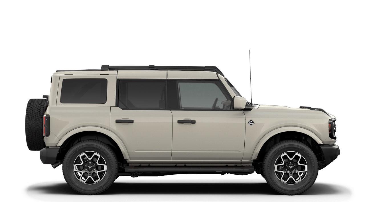 2026 Ford Bronco Outer Banks Photo