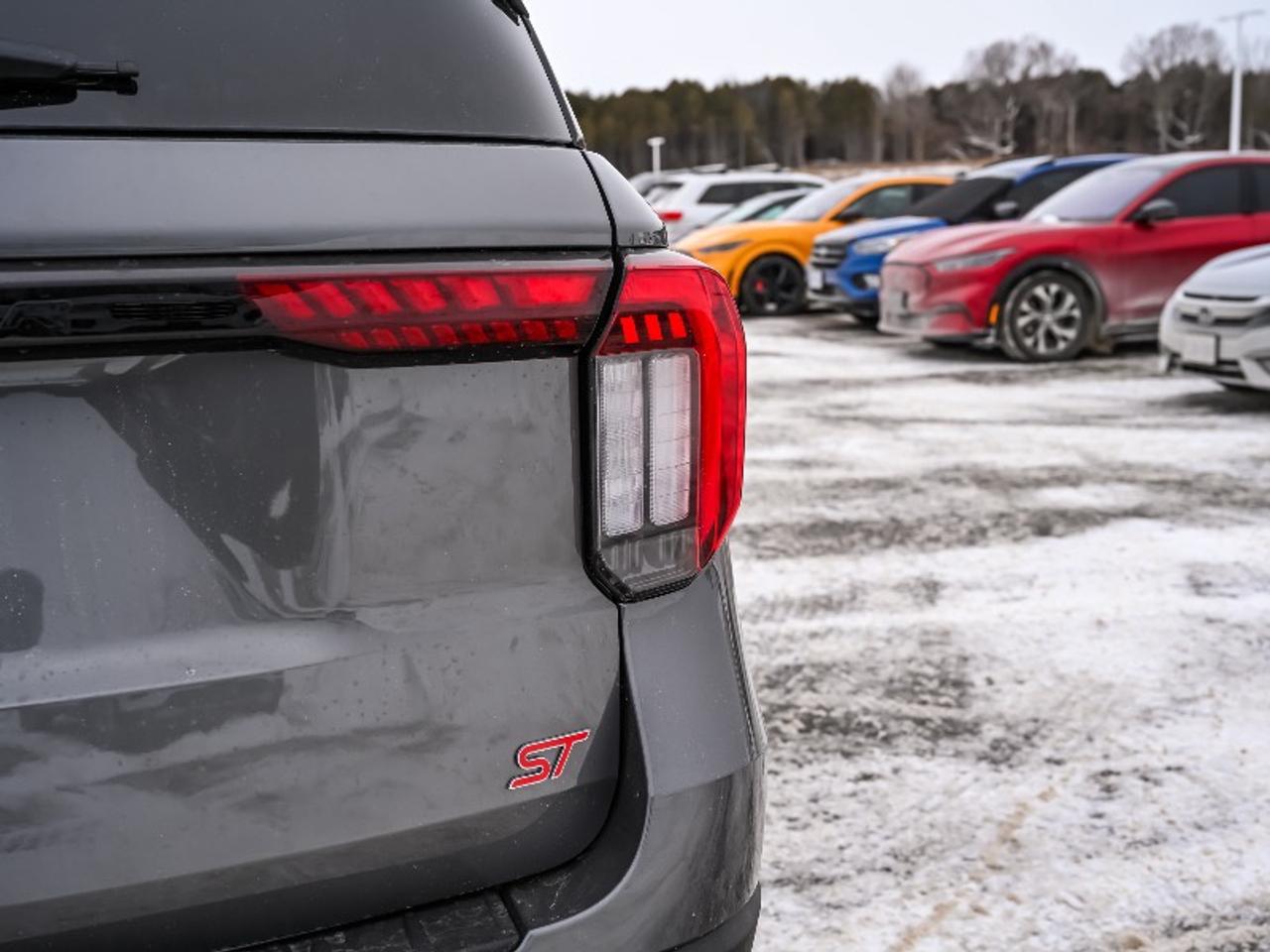 2026 Ford Explorer ST Photo