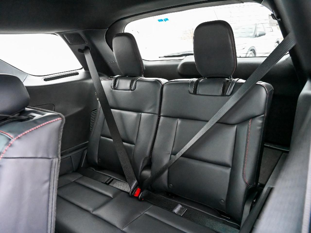 2026 Ford Explorer ST Photo