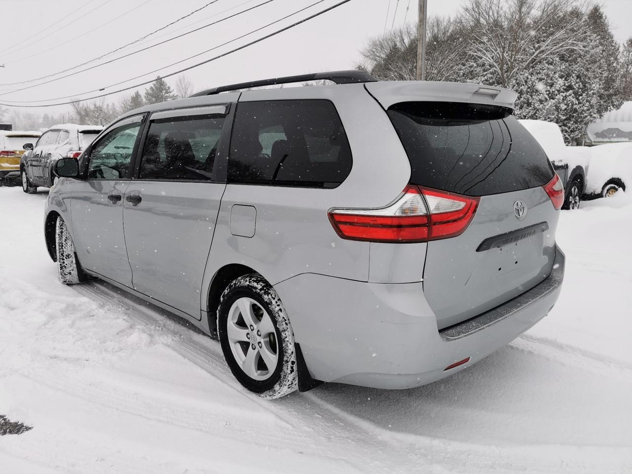 2015 Toyota Sienna L 7 Passenger V6 Photo