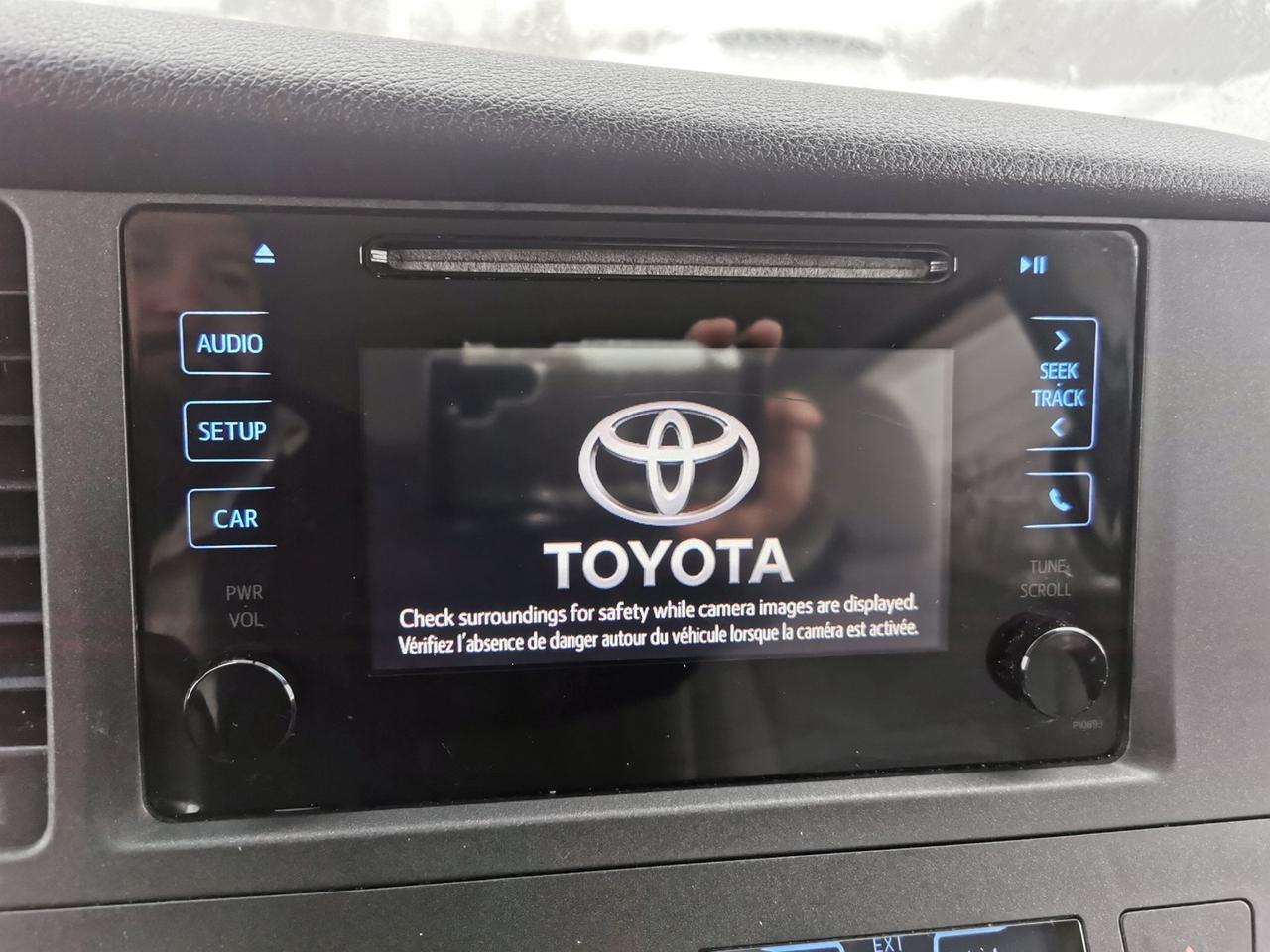 2015 Toyota Sienna L 7 Passenger V6 Photo