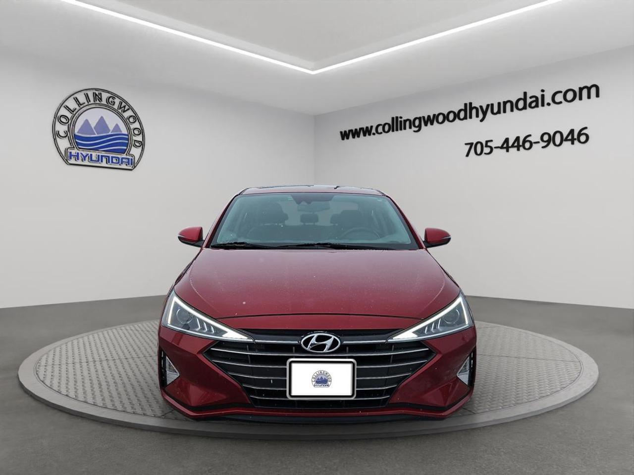2019 Hyundai Elantra Luxury Photo