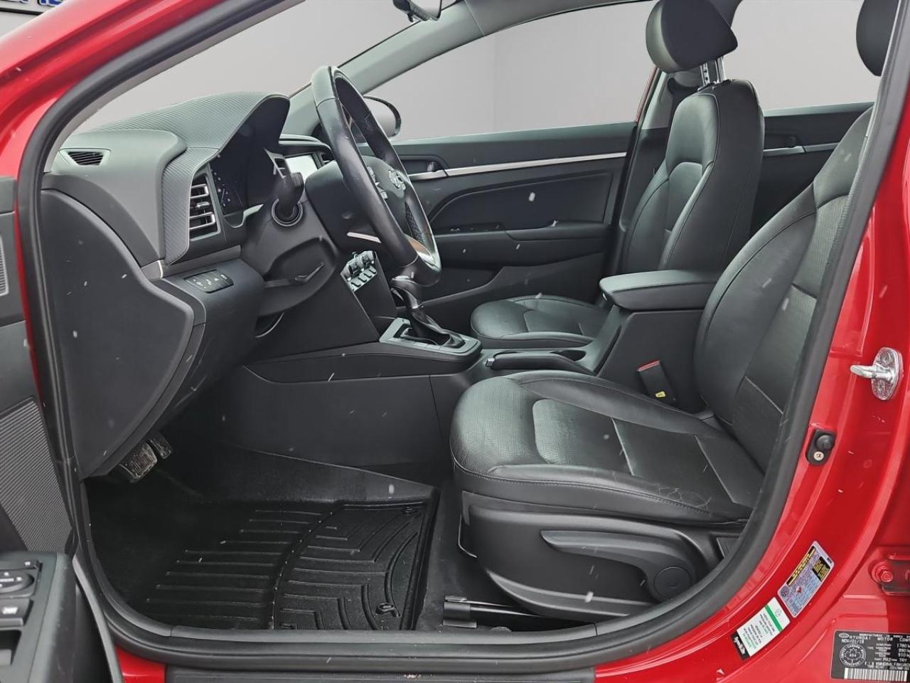 2019 Hyundai Elantra Luxury Photo