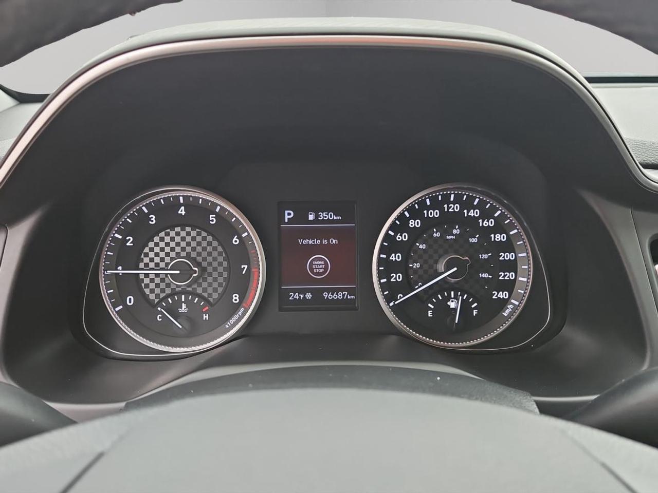 2019 Hyundai Elantra Luxury Photo