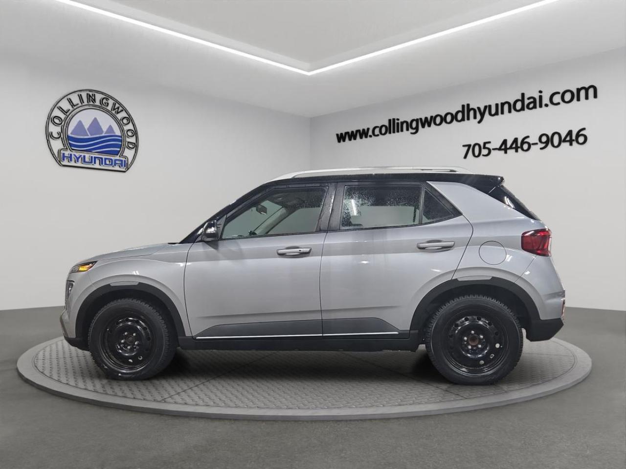 2020 Hyundai Venue Trend Urban Photo3